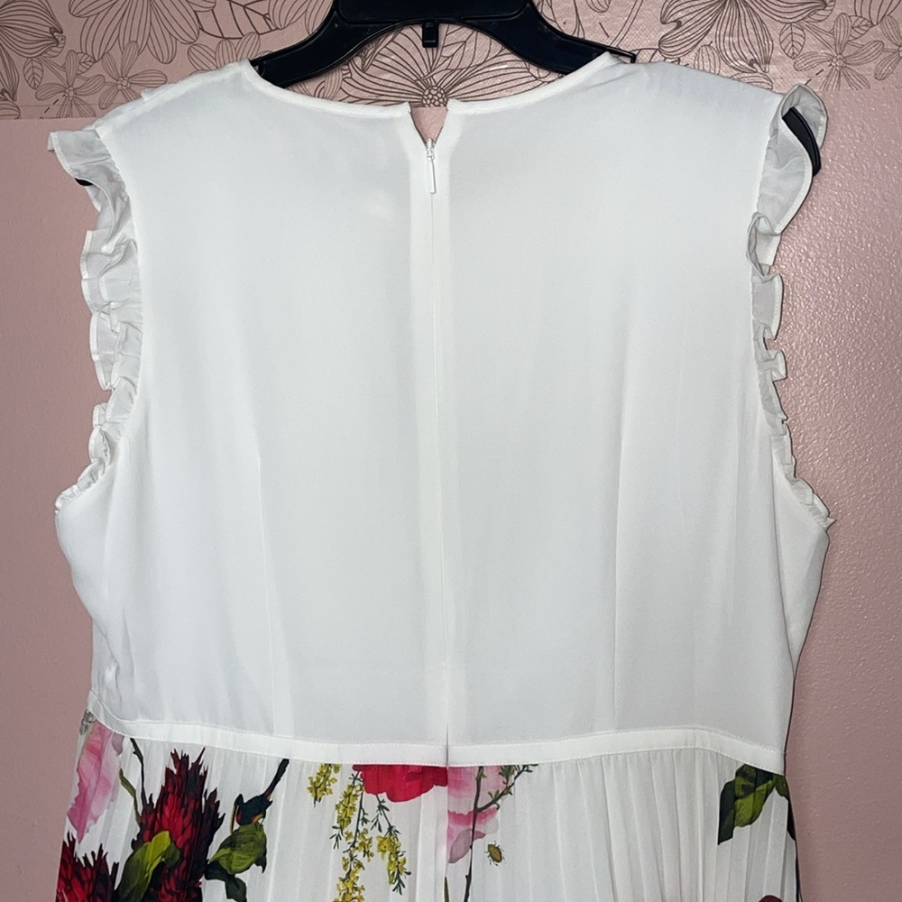 Ted Baker London Rommana Pleated Floral Dress 4 - Picture 4 of 9